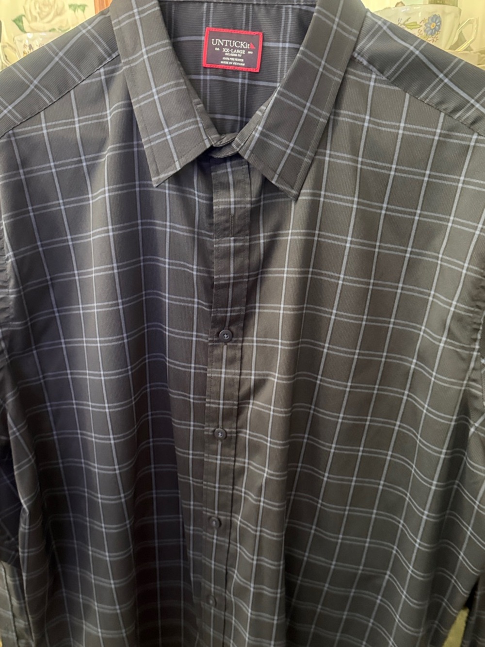 UNTUCKit Men's Black Plaid Button-Down Shirt